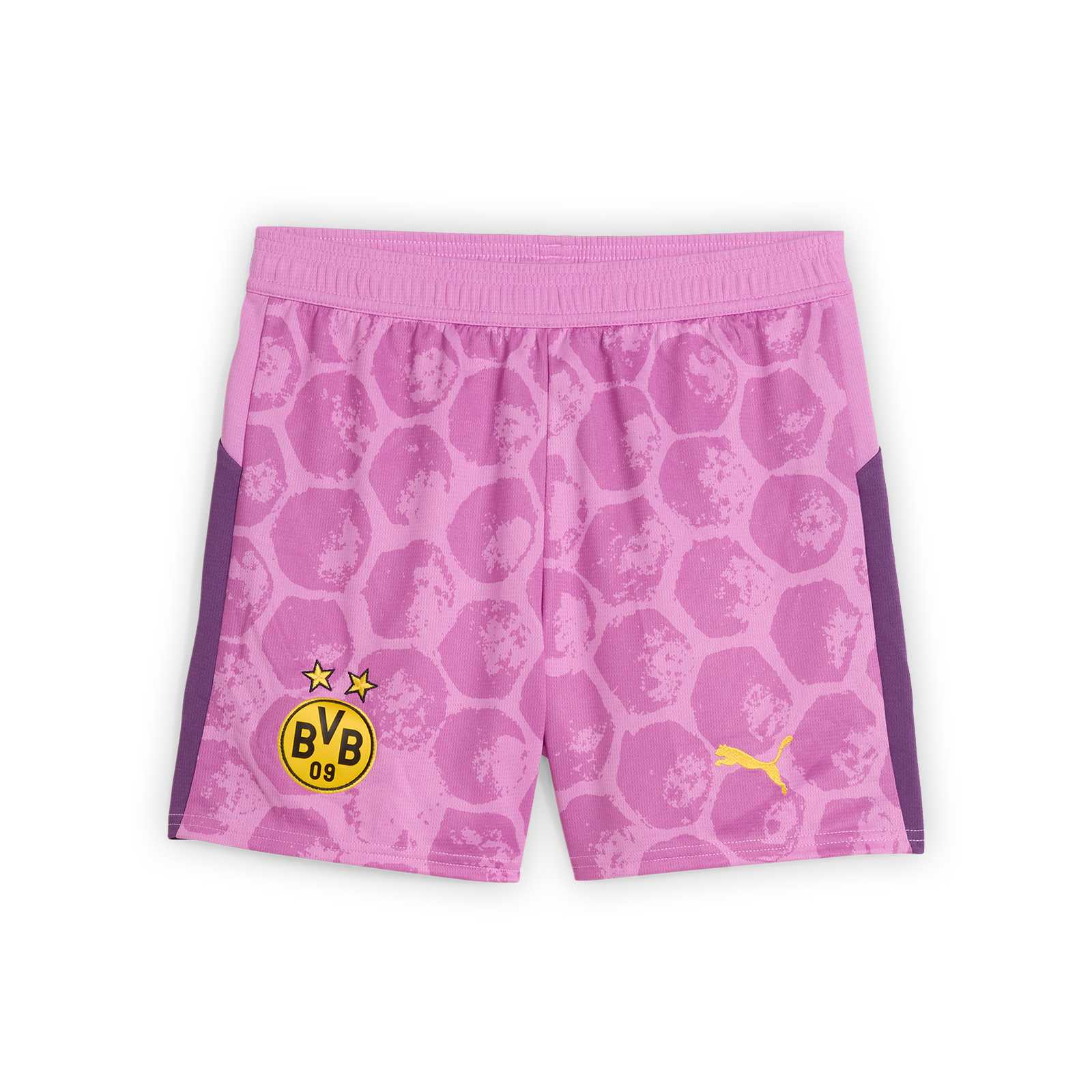 Vorderansicht der BVB KidSuper Torwarthose Kinder in Lila mit Wabenmuster, BVB-Emblem und gelbem Puma-Logo auf dem linken Bein.