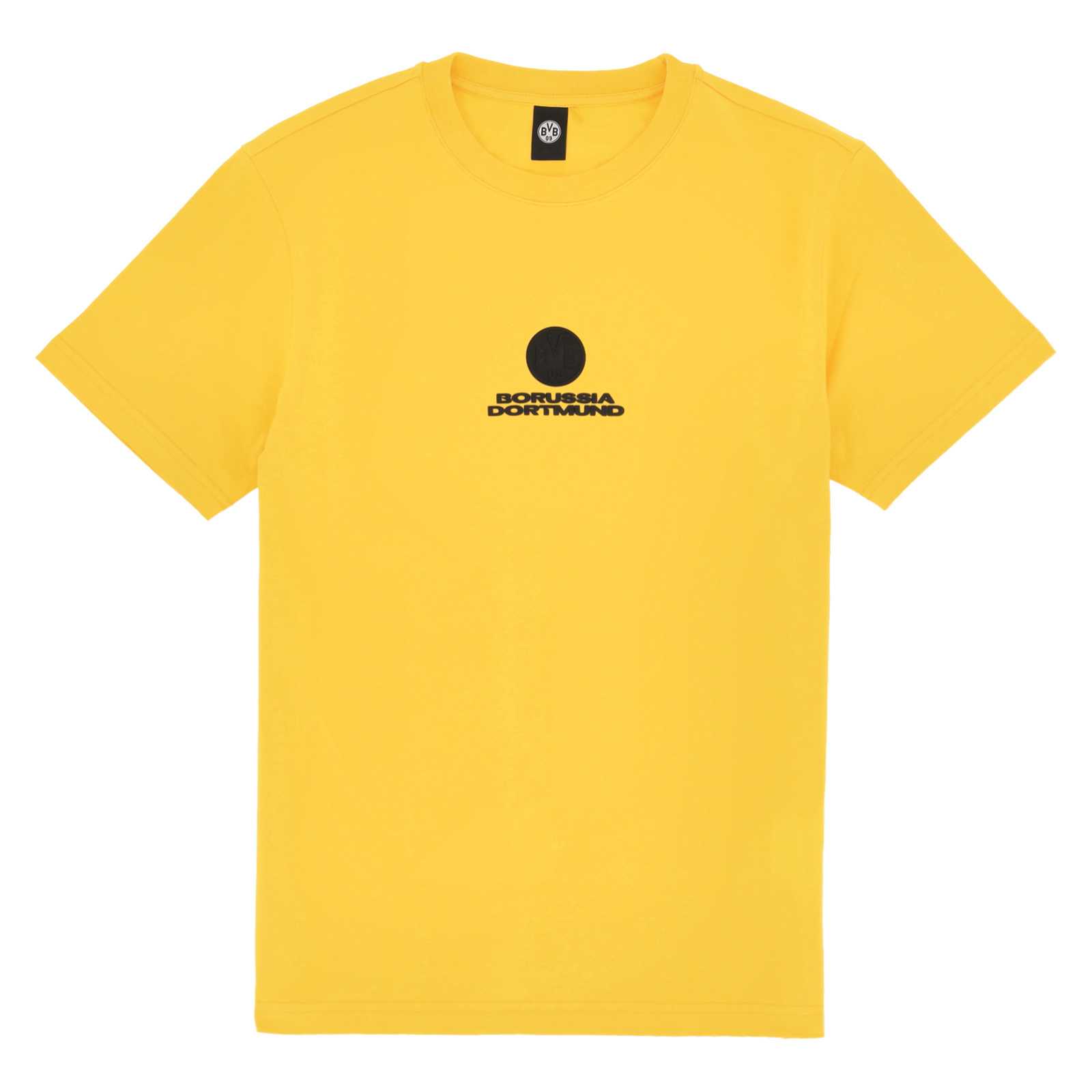 Vorderansicht des gelben T-Shirts mit dem schwarzen BVB-Rubber-Badge und dem schwarzen Borussia Dortmund Schriftzug mittig auf der Brust.