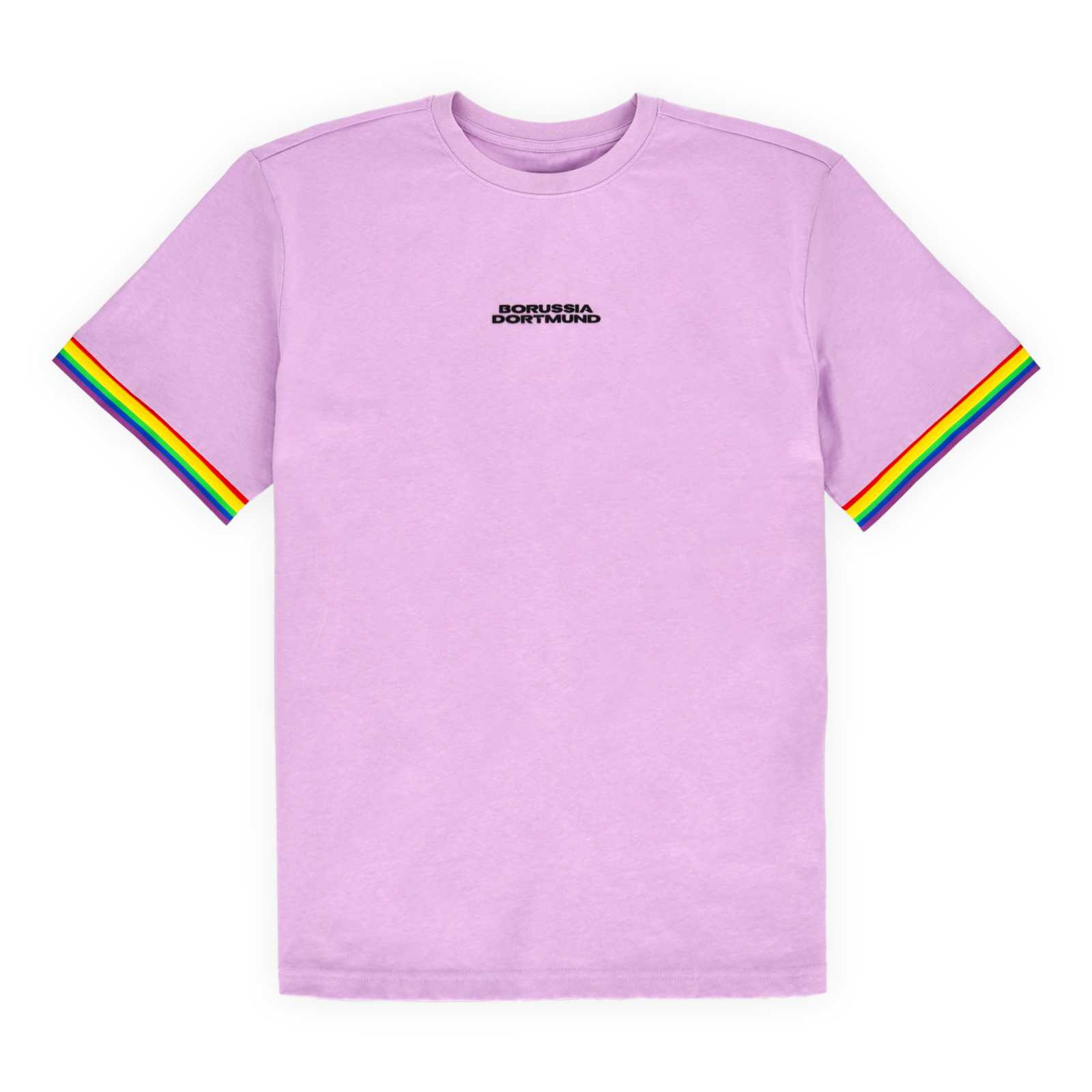 Vorderansicht des lila BVB-T-Shirts mit Regenbogenfarben an den Bündchen an den Ärmeln und Borussia Dortmund Schriftzug auf der Brust