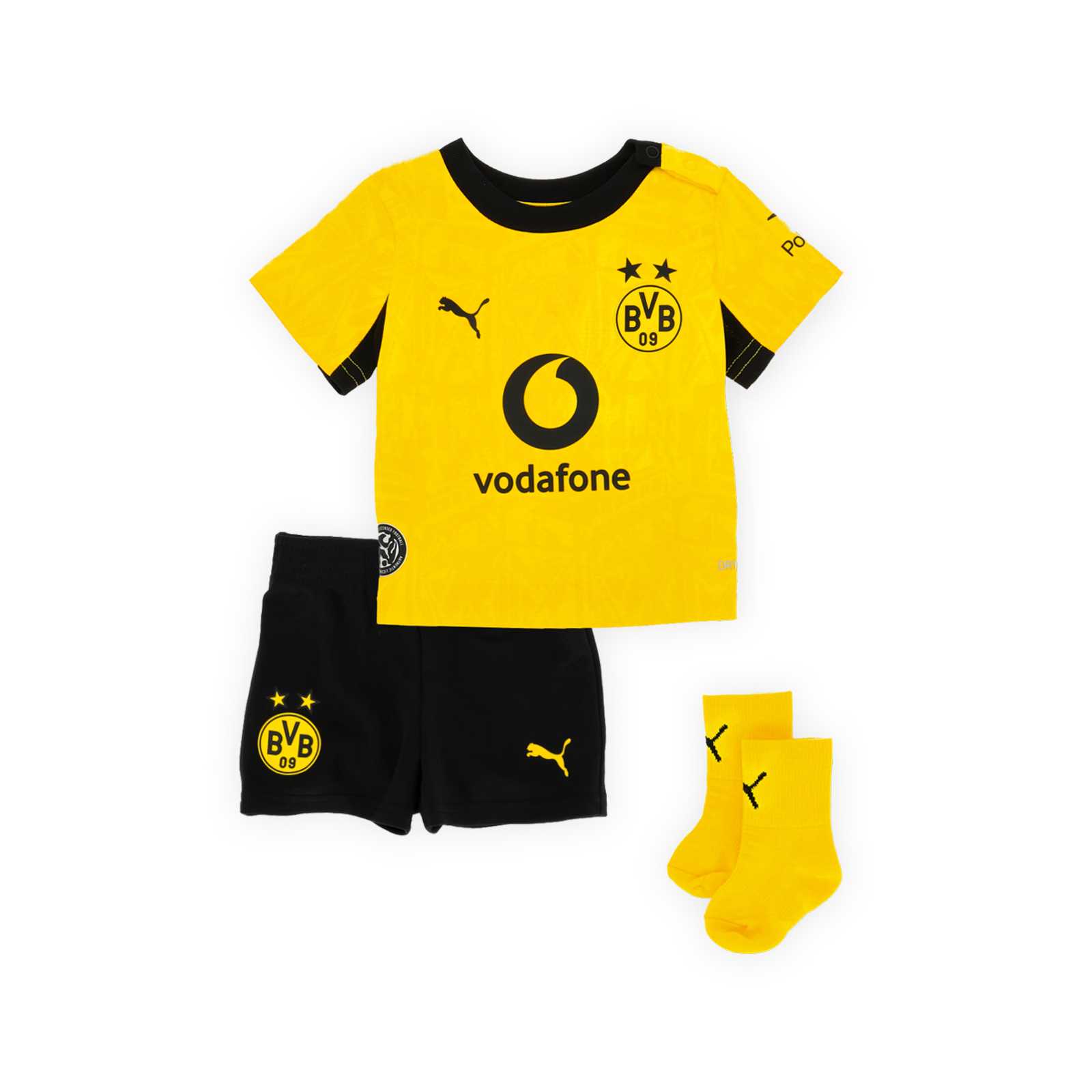 Die Vorderansicht des Baby-Sets mit gelbem Trikot mit Sponsoren-Logo, schwarzer Hose und gelben Stutzen.